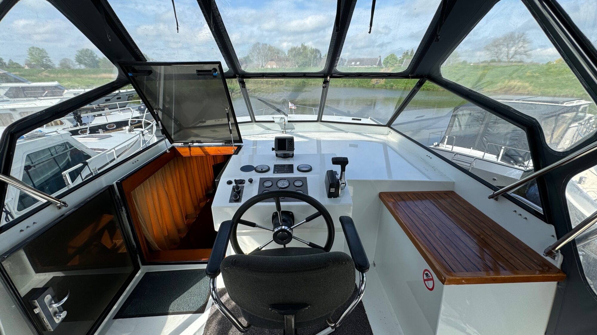 Vri-Jon Contessa 37 AK Cabrio