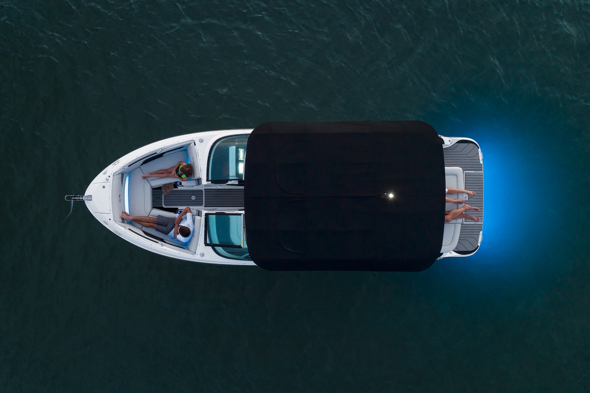 Sea Ray SLX 260 MY2025