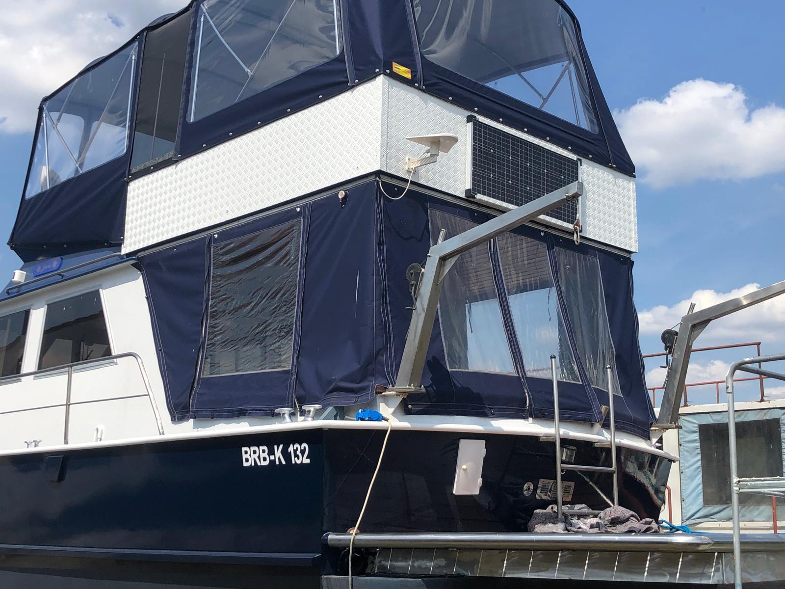 Veerdörn 13.00 Flybridge