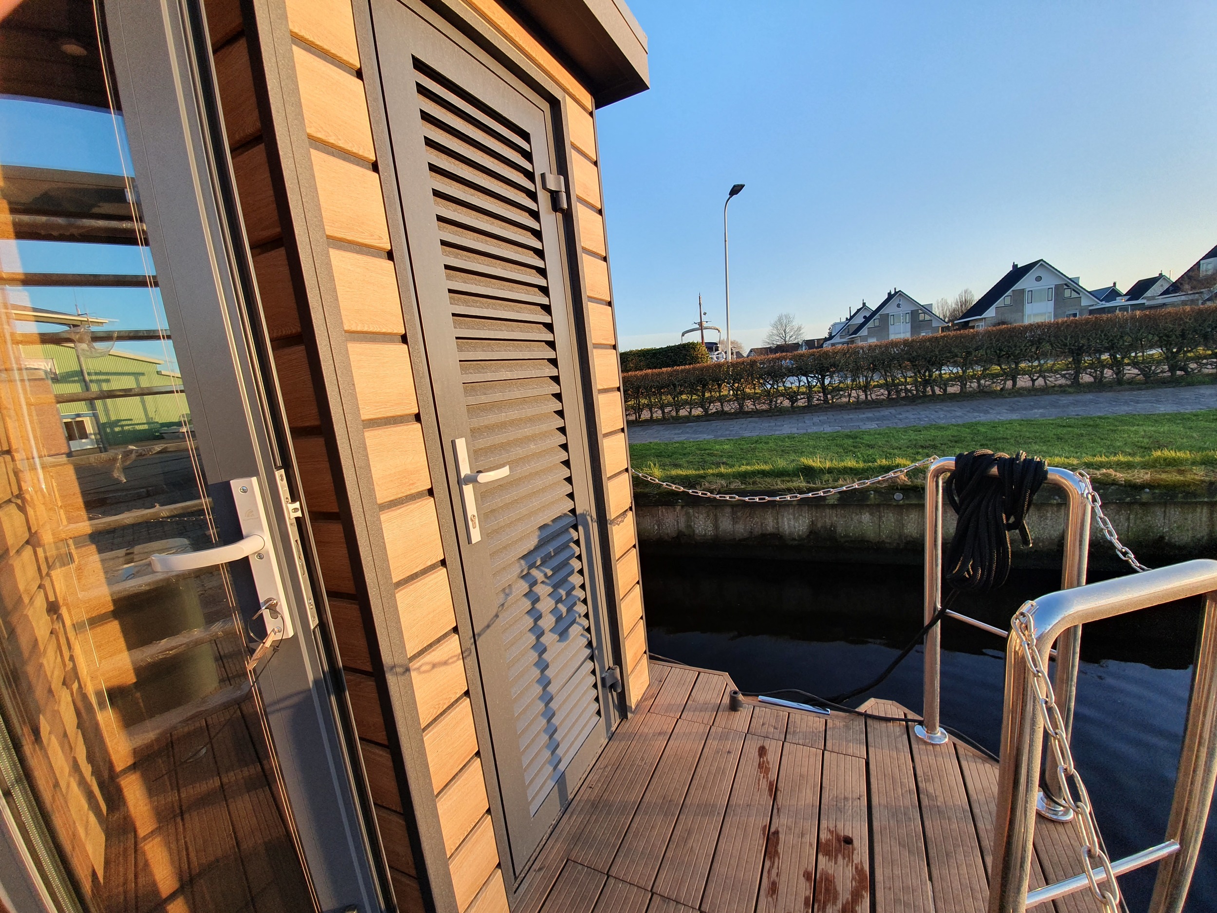 La Mare Houseboat Apartboat L - Vaarklaar - Met Verhuur