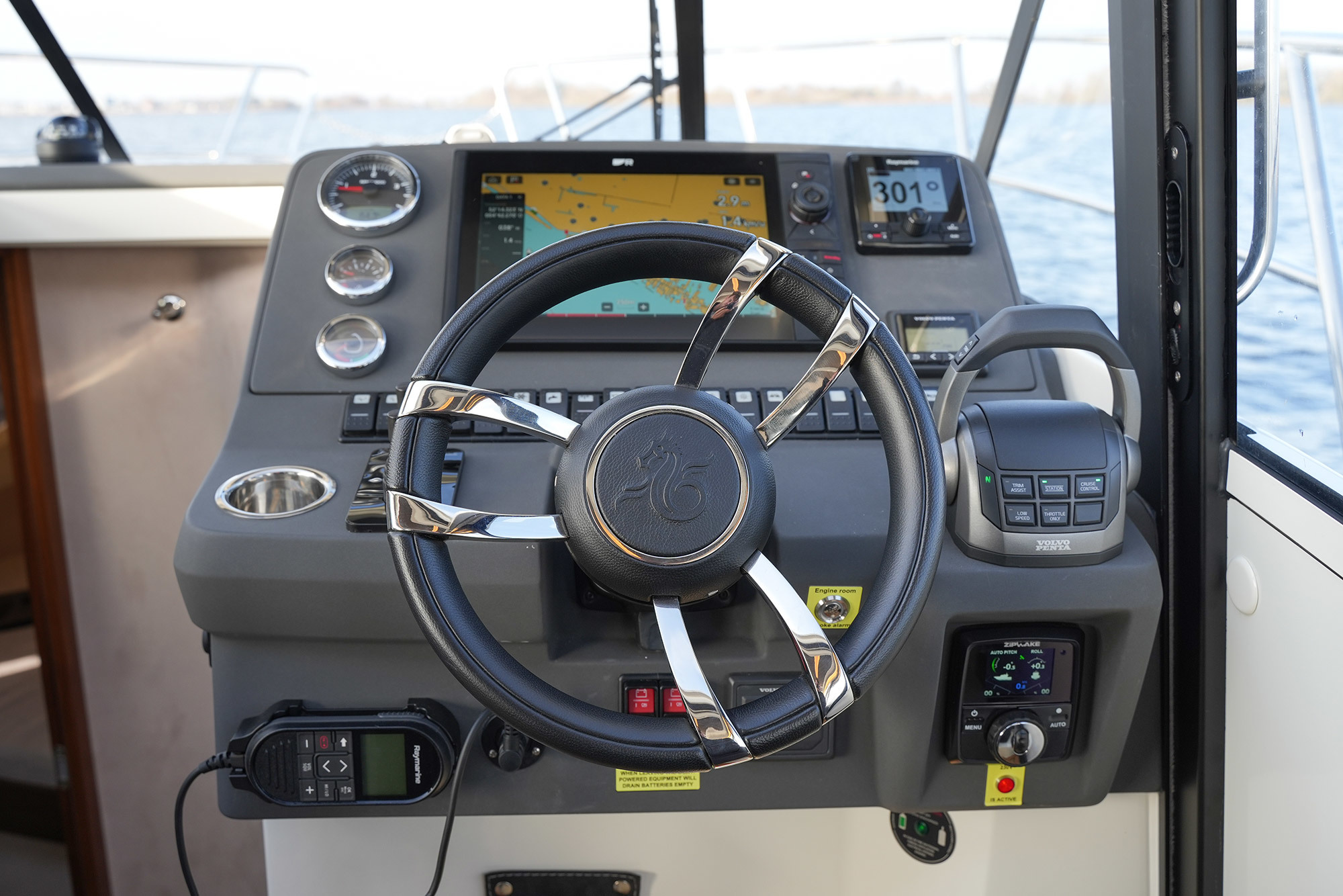 Marex 330 SCANDINAVIA (2024)