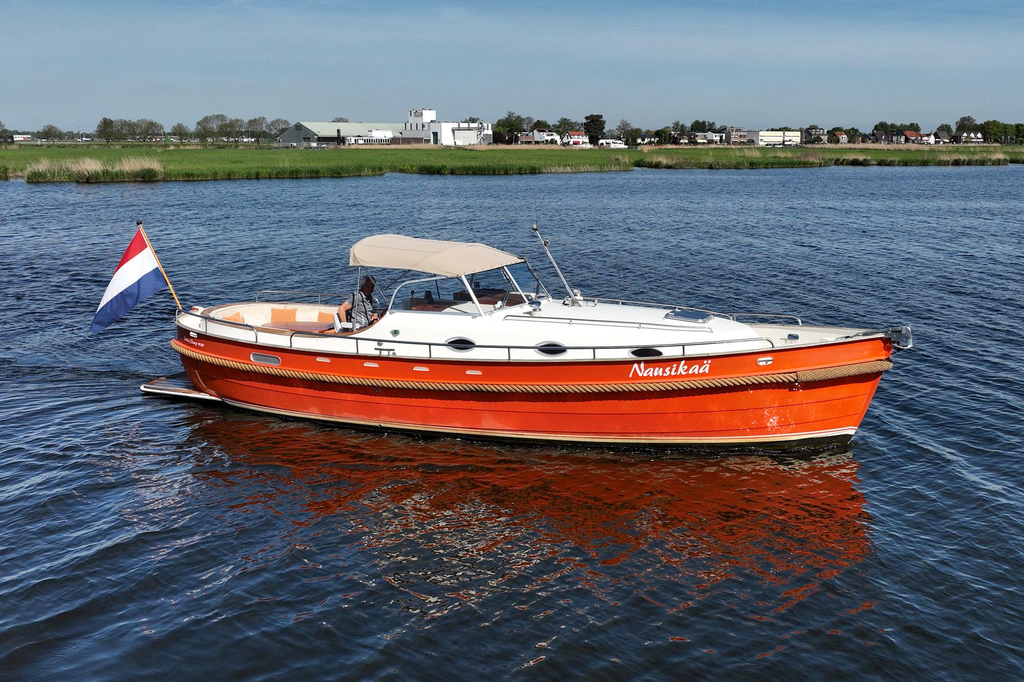 Delta sloep 10.85