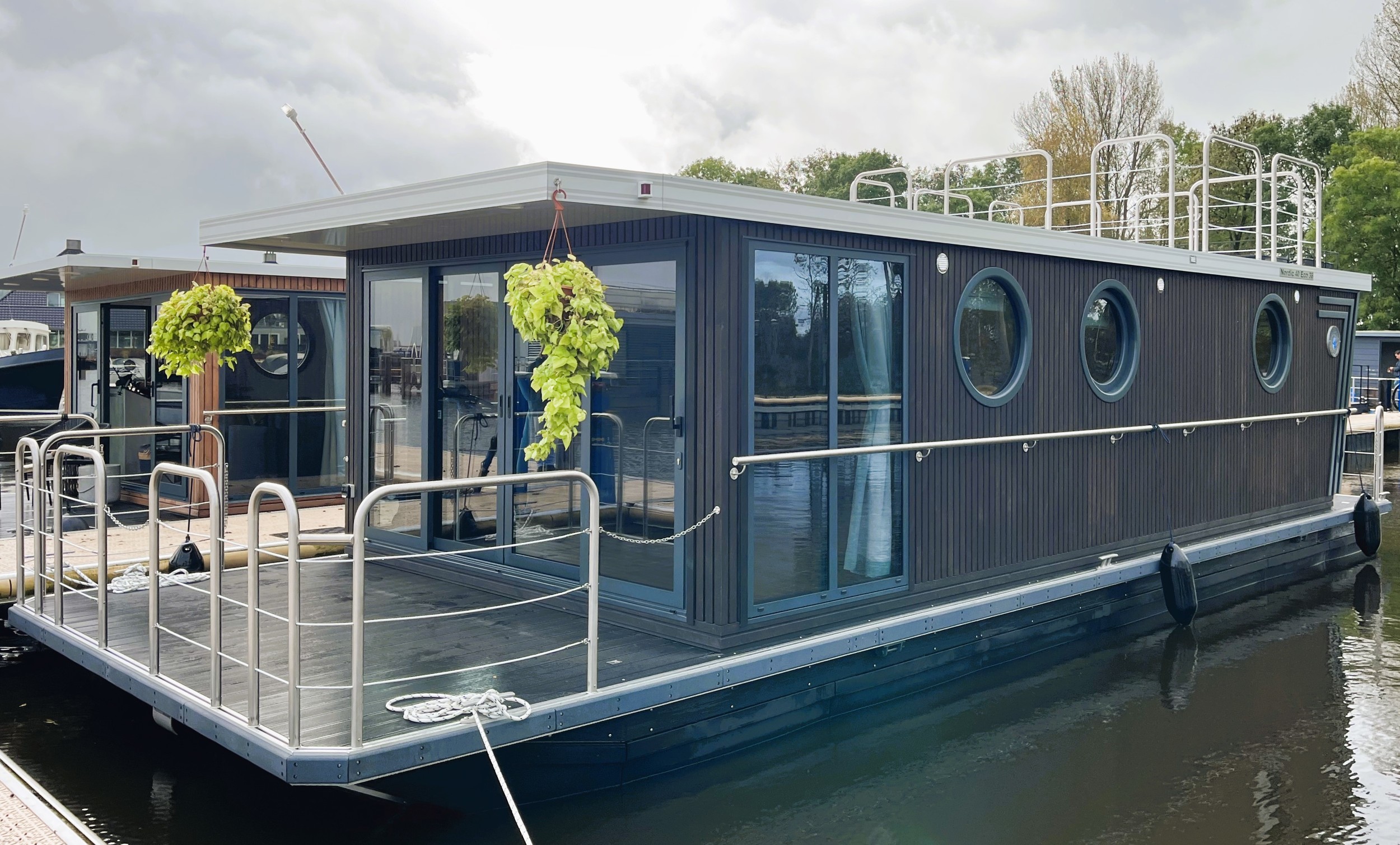 Nordic Season Houseboat NS 40 Eco 36m2