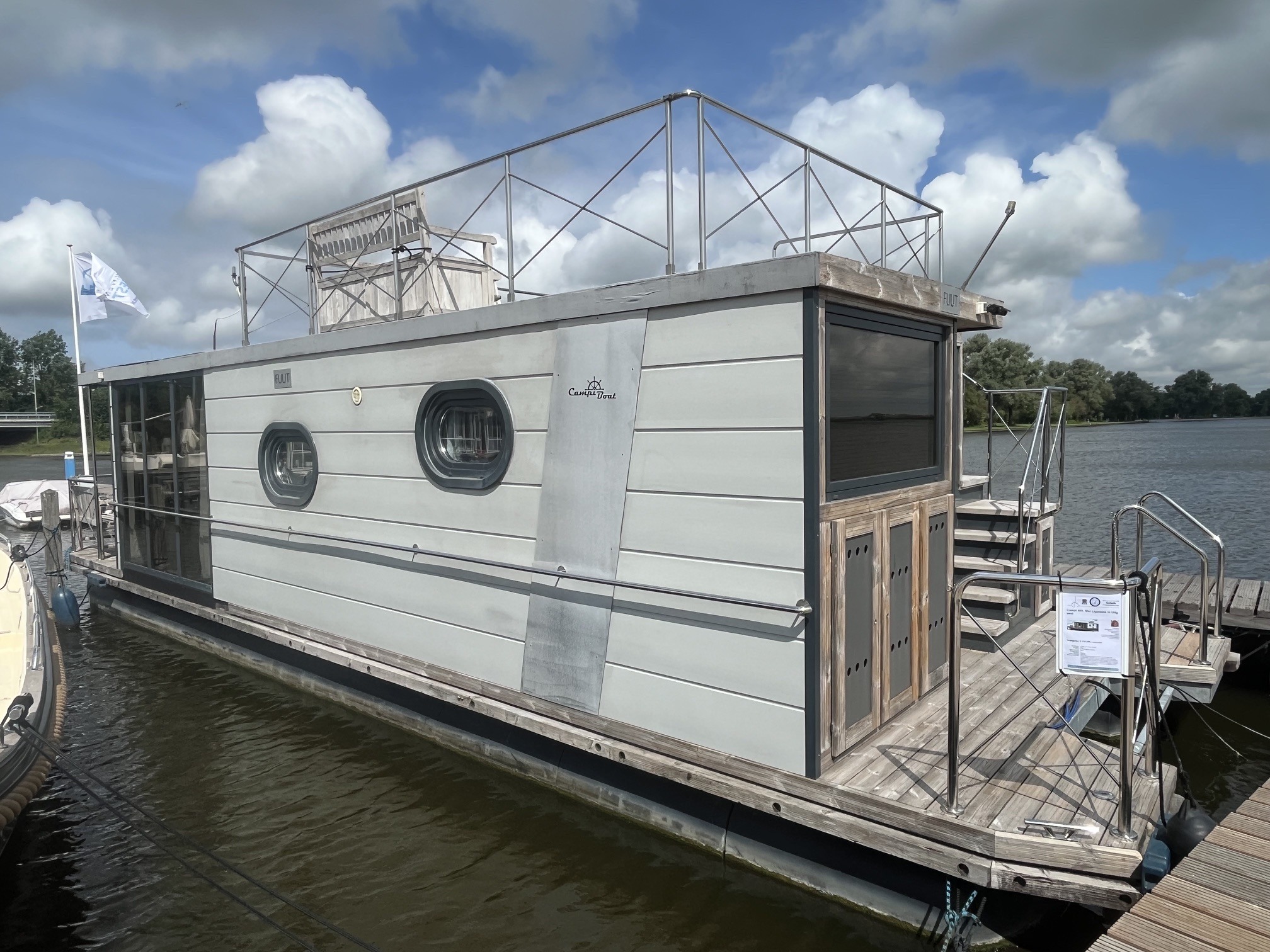 Campi 400 Houseboat 400, Uitgeest Ligplaats