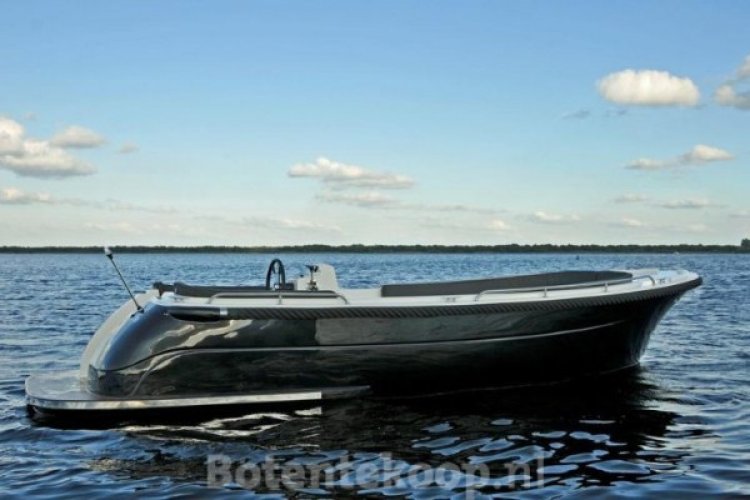 Primeur 700 Tender DE GROOTSTE SLOEPENSHOWROOM VAN NEDERLAND