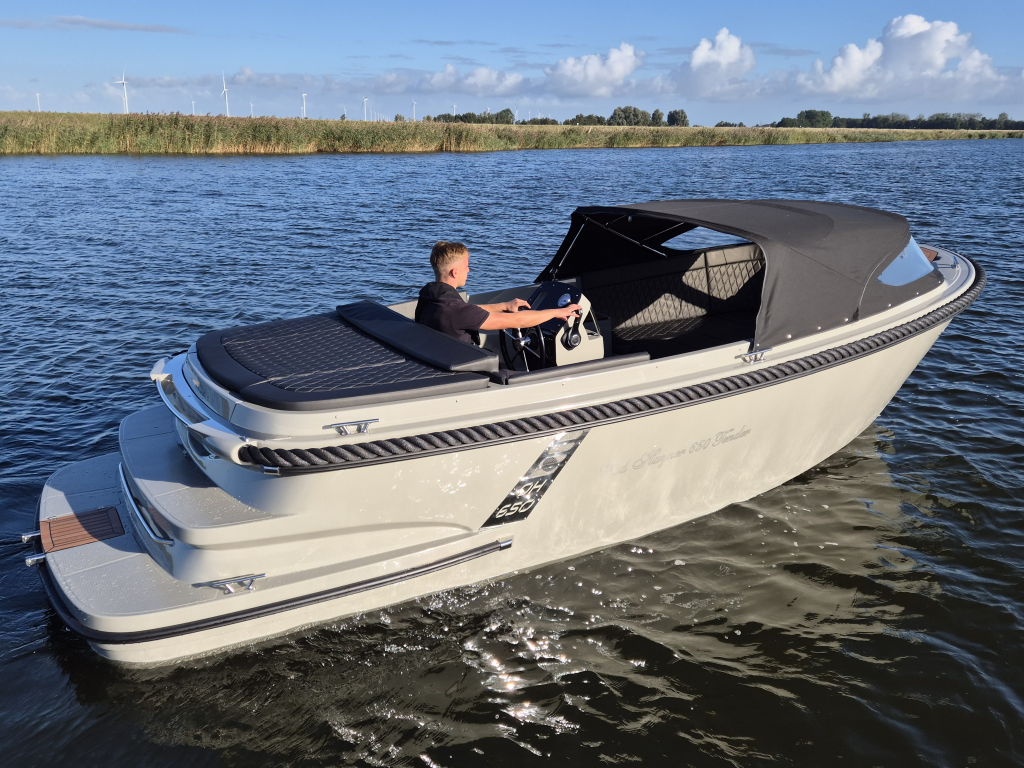 Oudhuijzer 650 Tender