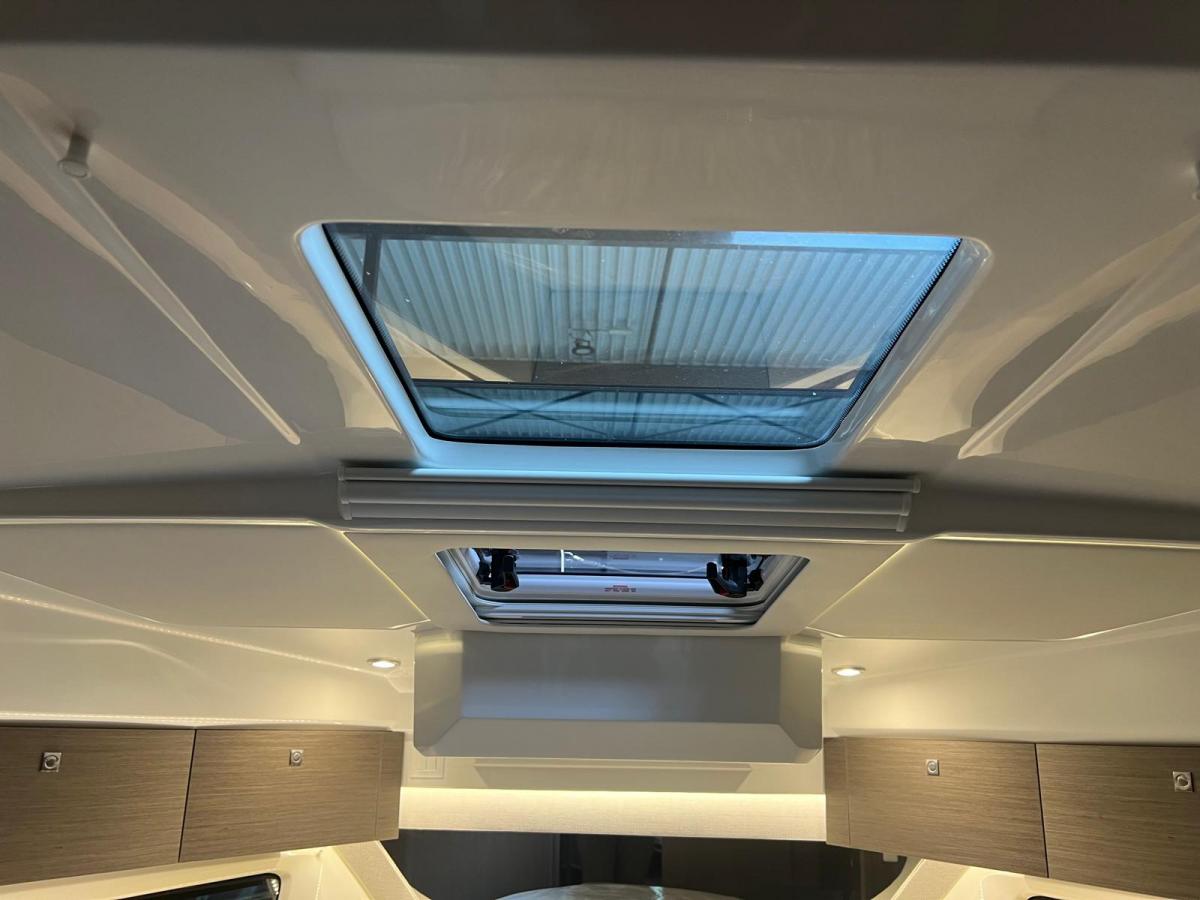 Jeanneau Merry Fisher 1095 Coupé Hardtop