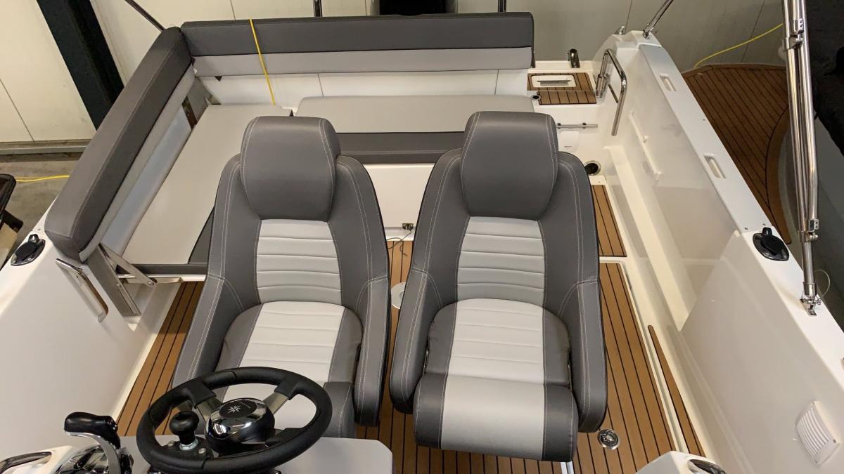 Jeanneau Cap Camarat 6.5 CC