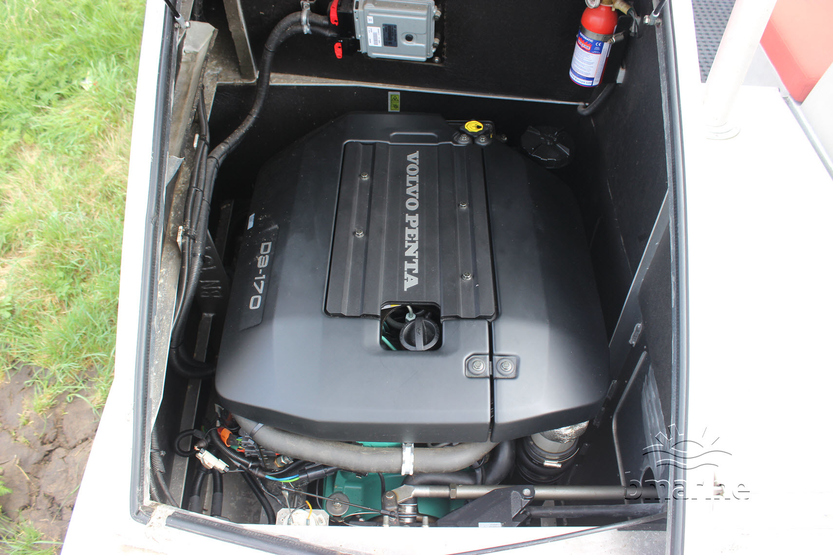 Isabella Yachts ST850