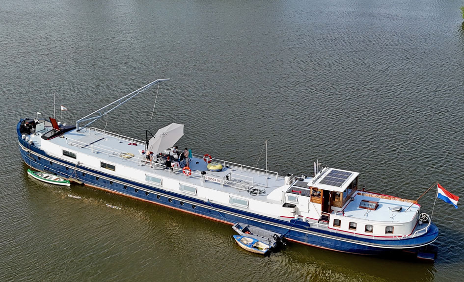 Luxe Motor 36.72, CBB Rijn