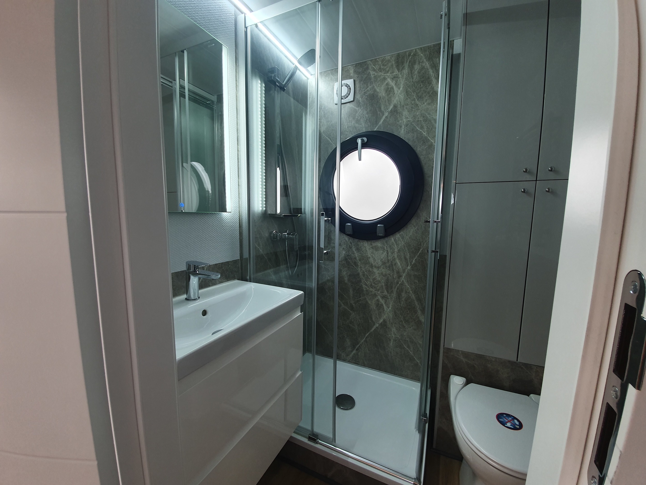 La Mare Houseboat Apartboat L - NEW