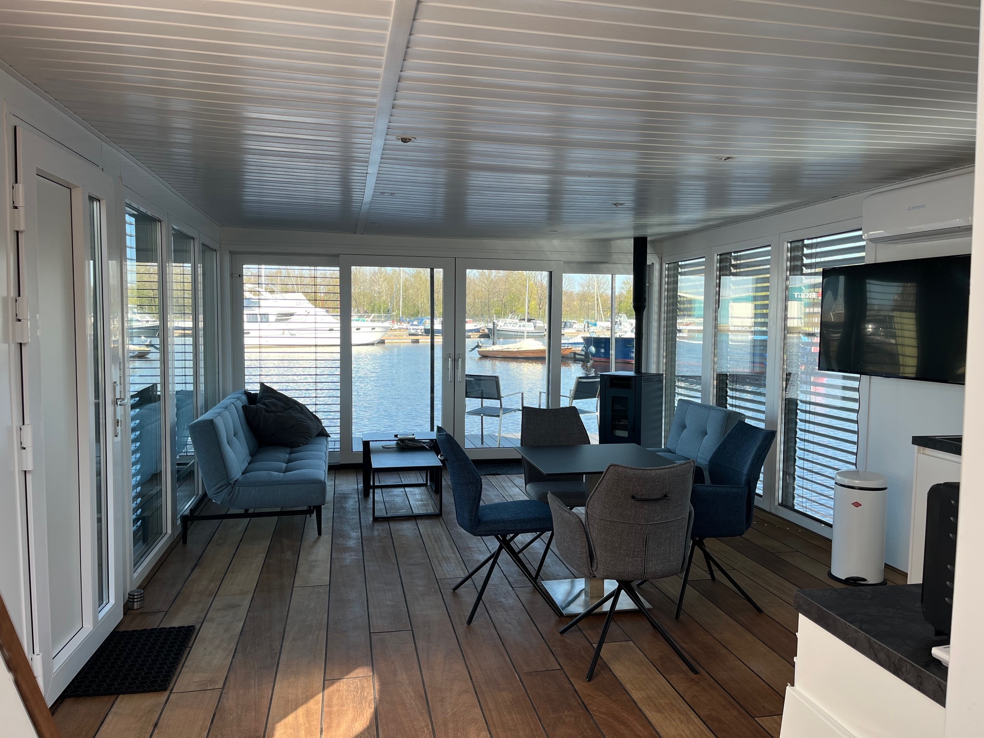 Dock 25 Houseboat 16 X 5 (met Ligplaats)