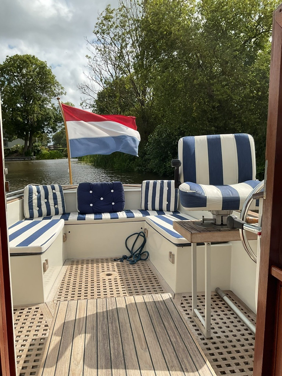 ONJ Loodsboot 760