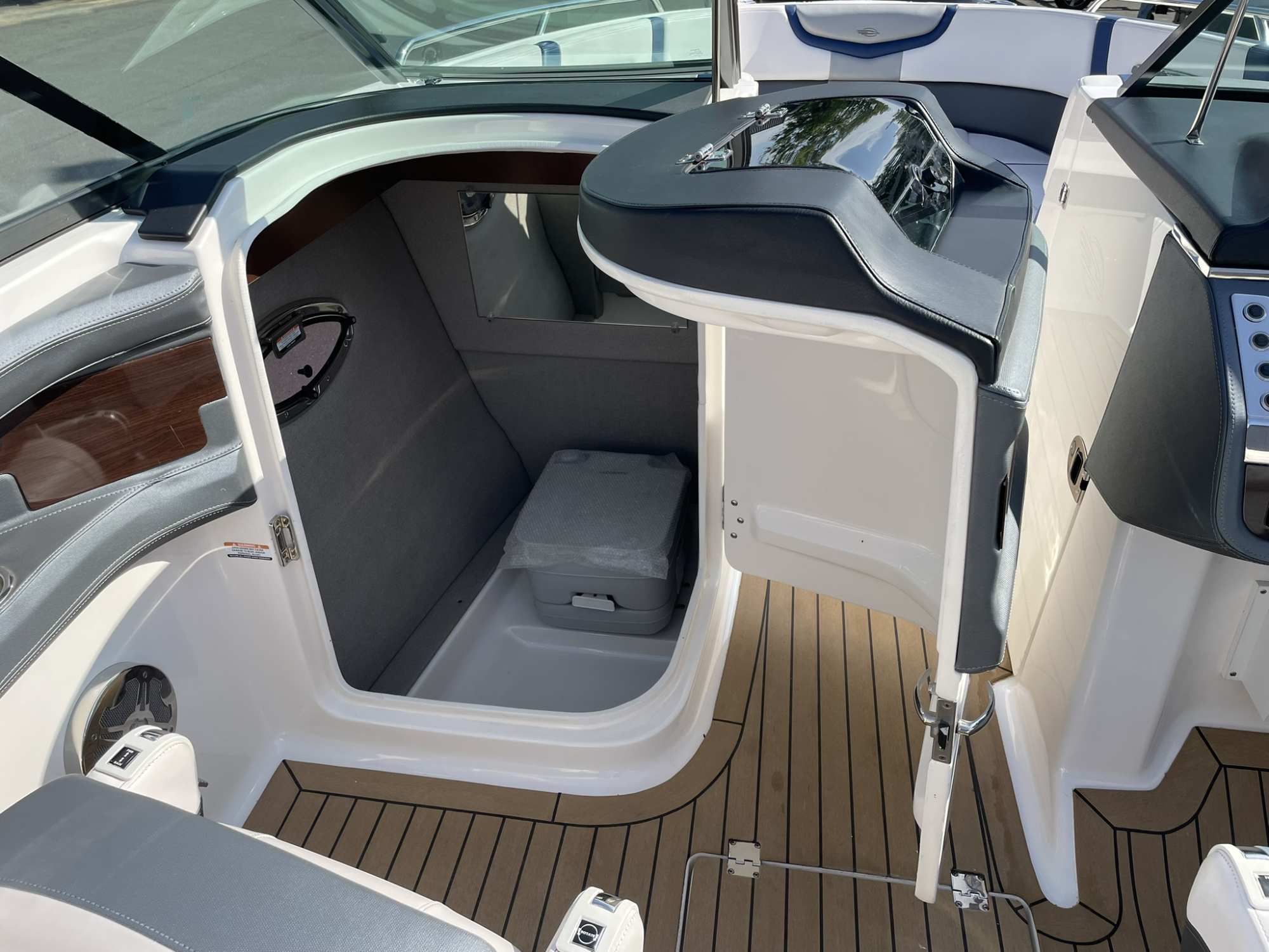 Chaparral 277 SSX met Volvo 380 pk