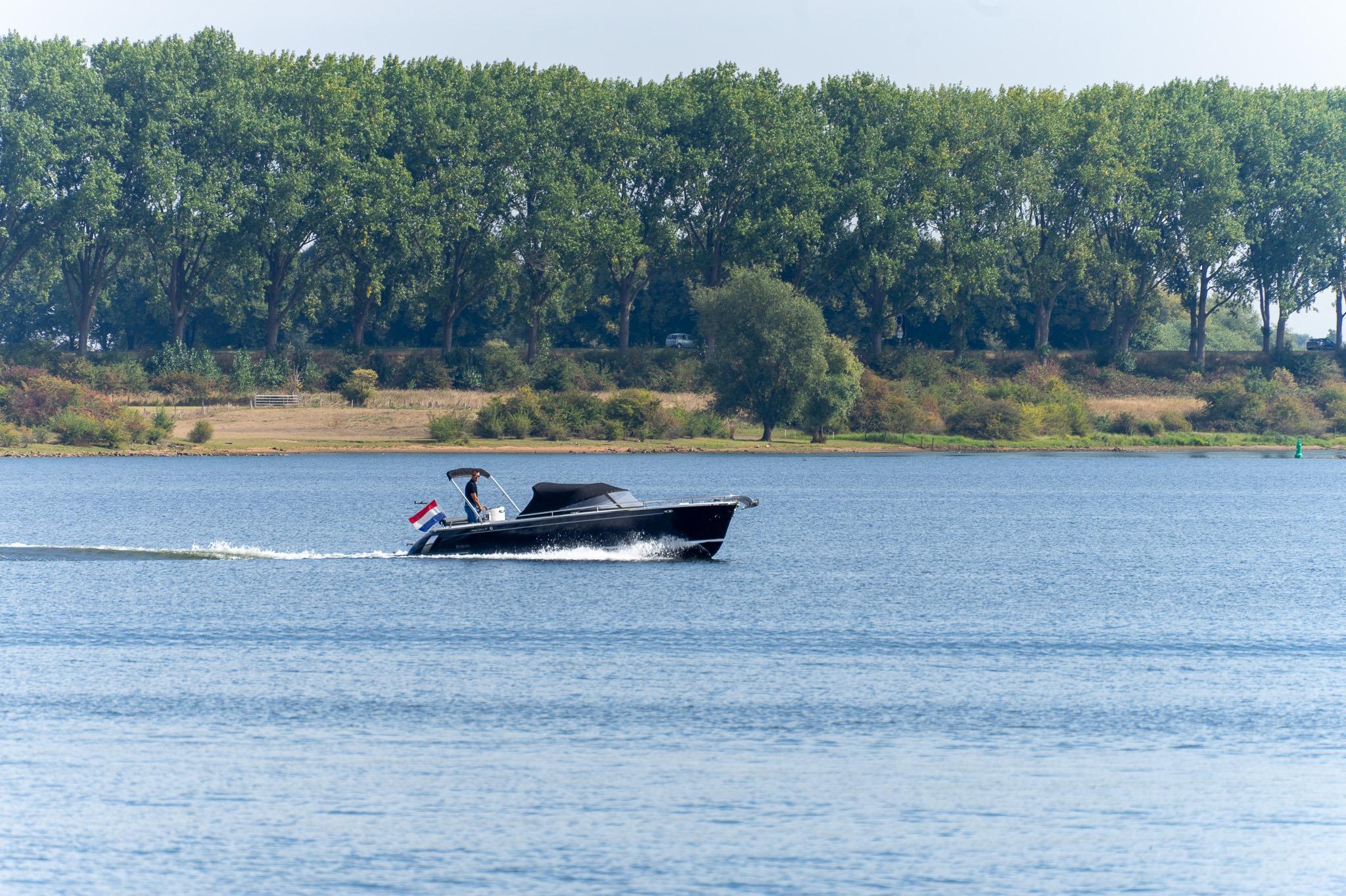 Tender Nauta Spirit 28 Cabin