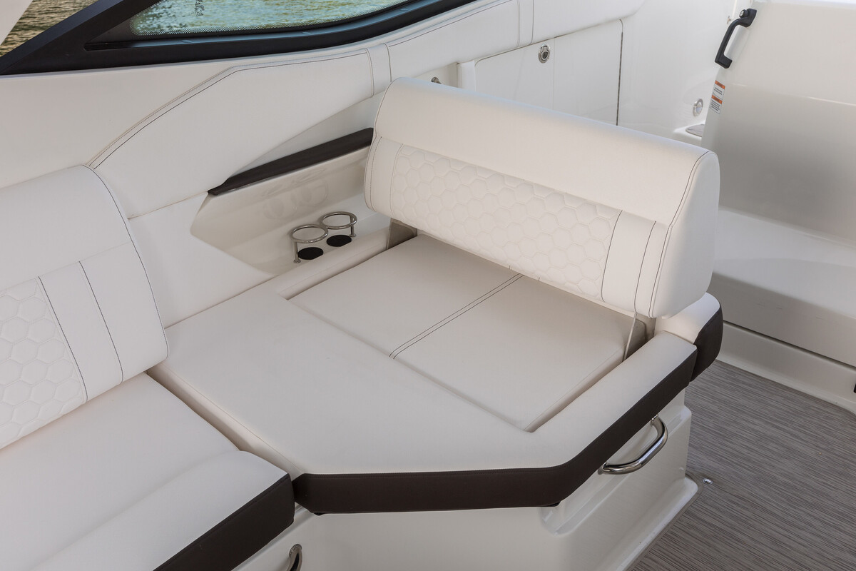 Sea Ray Sundancer 320 OB