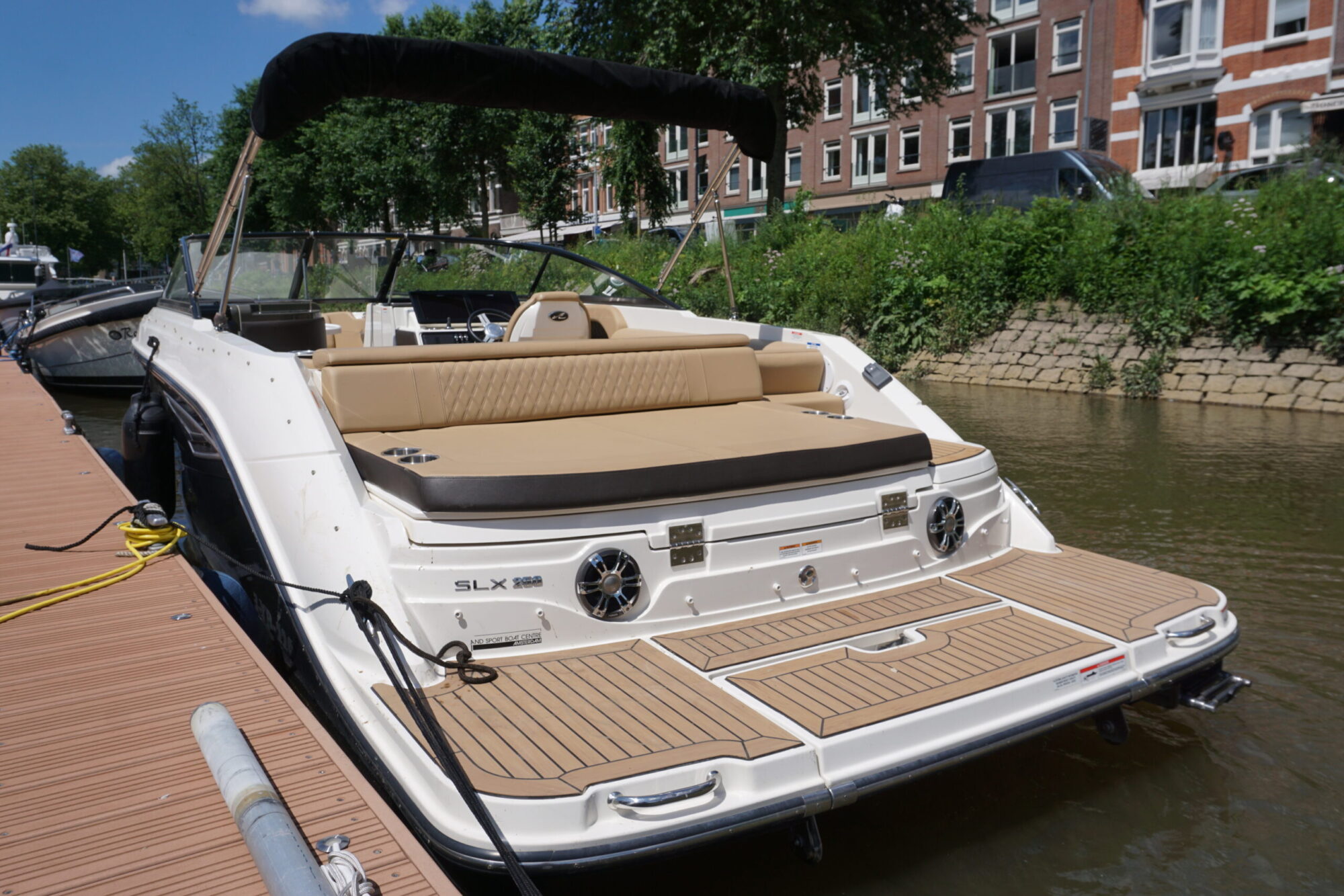 Sea Ray 250 SLX