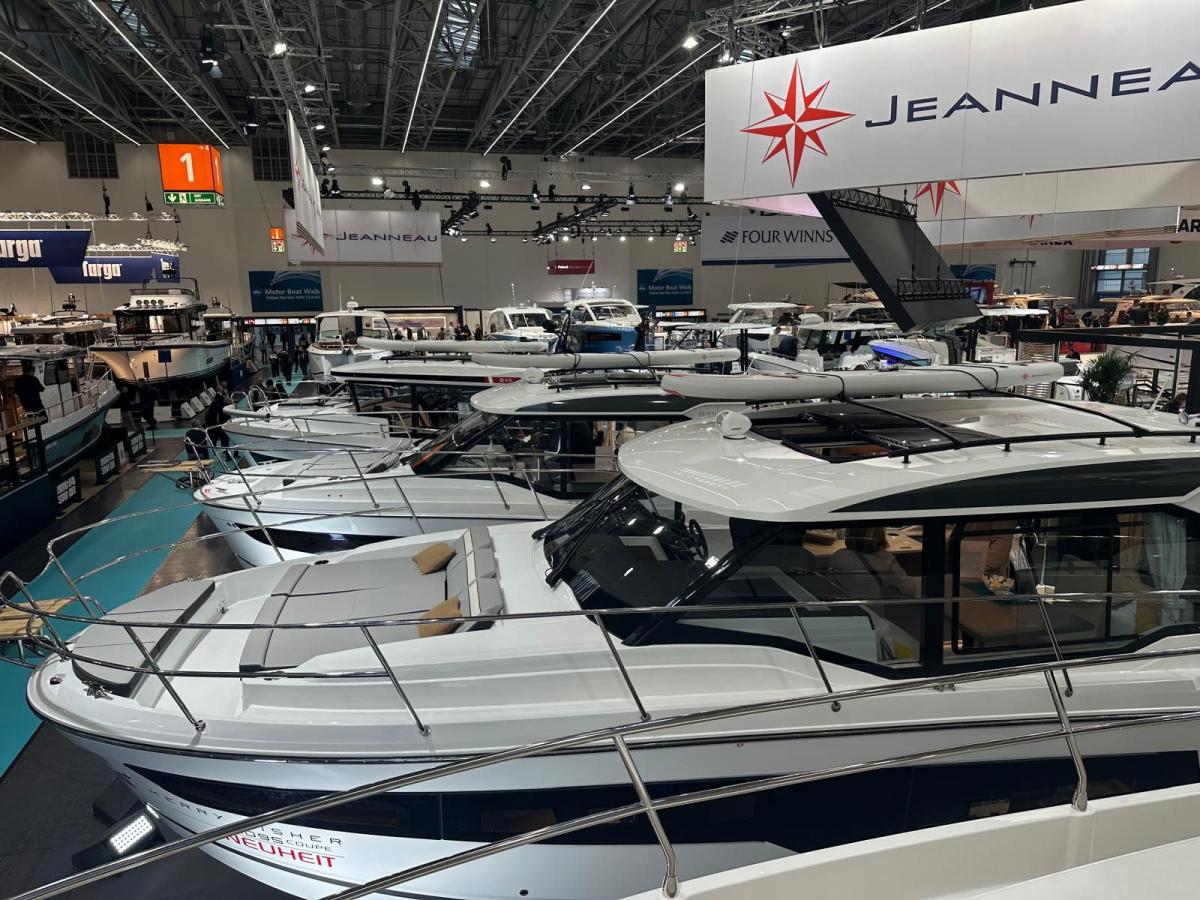 Jeanneau 1095 coupé serie 2