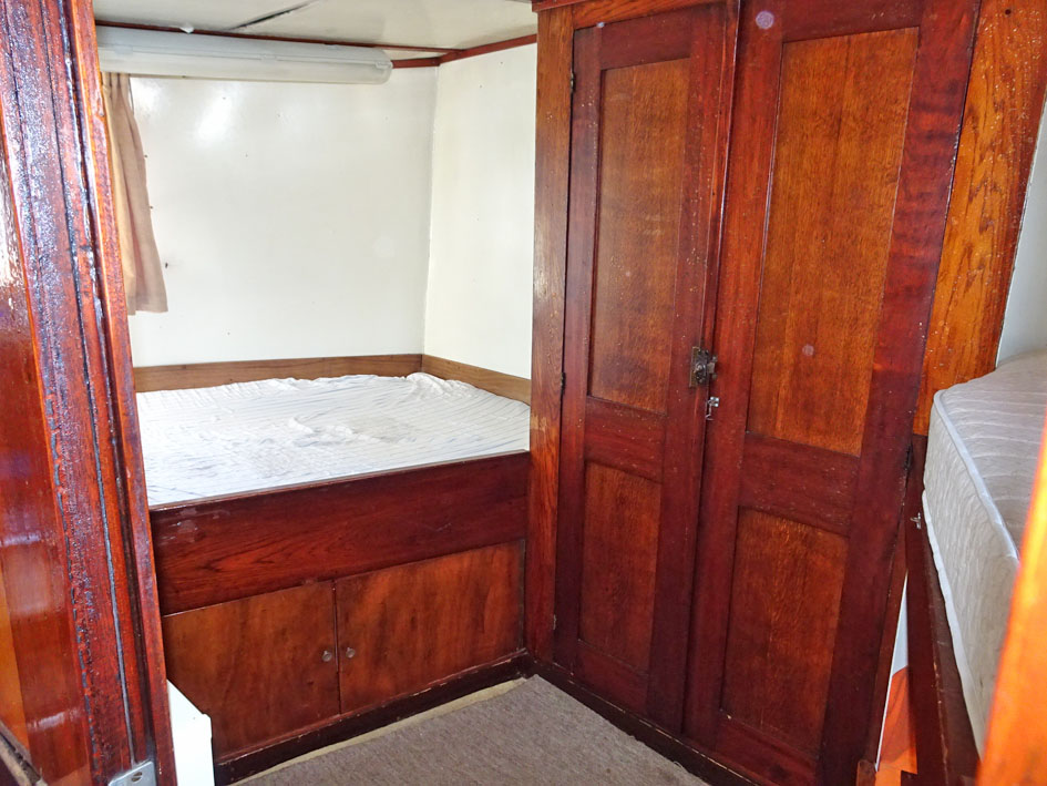 Luxe Motor 36.72, CBB Rijn