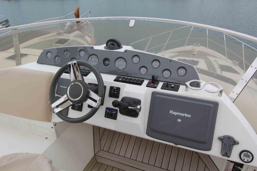 Sealine T50