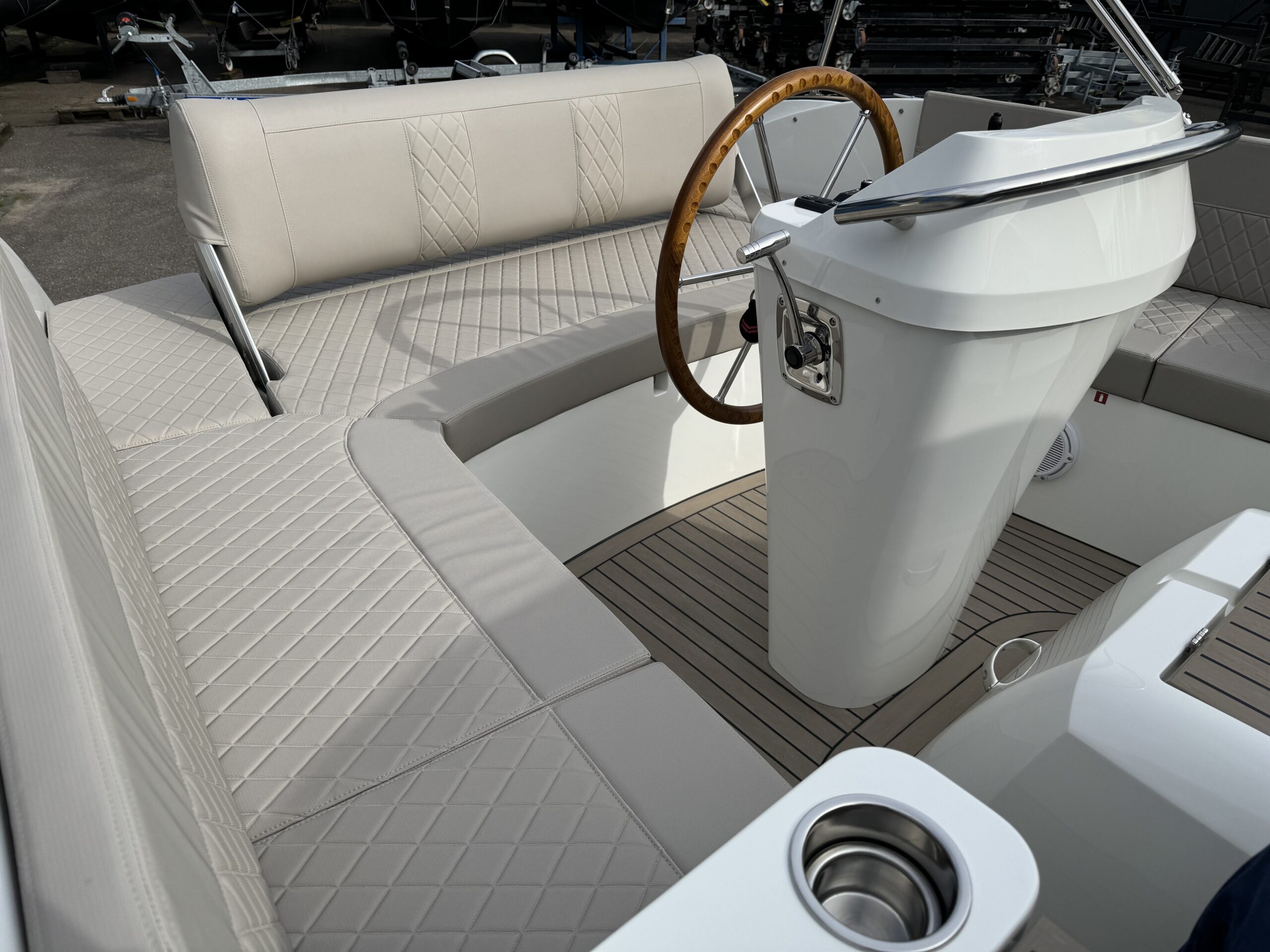 Antaris Seventy5 (op voorraad) snel varend  *Aanbieding demonstratiemodel*