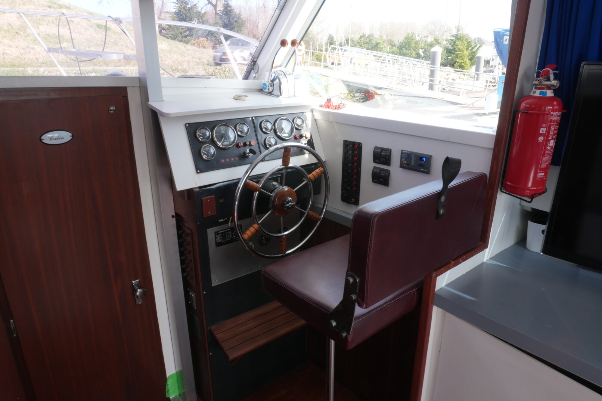 Chris Craft 11.00 Flybridge