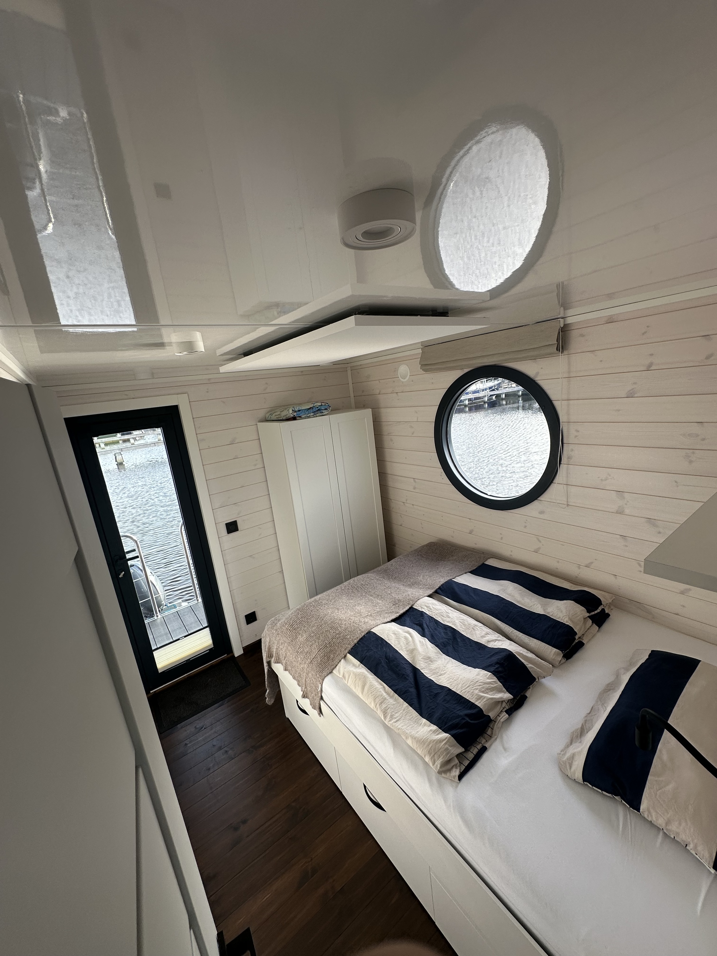 Nordic Season Houseboat NS 40 Eco 36m2
