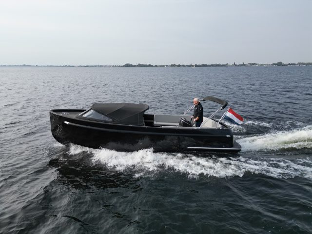 Seafury Hawker 725 jonge occasion