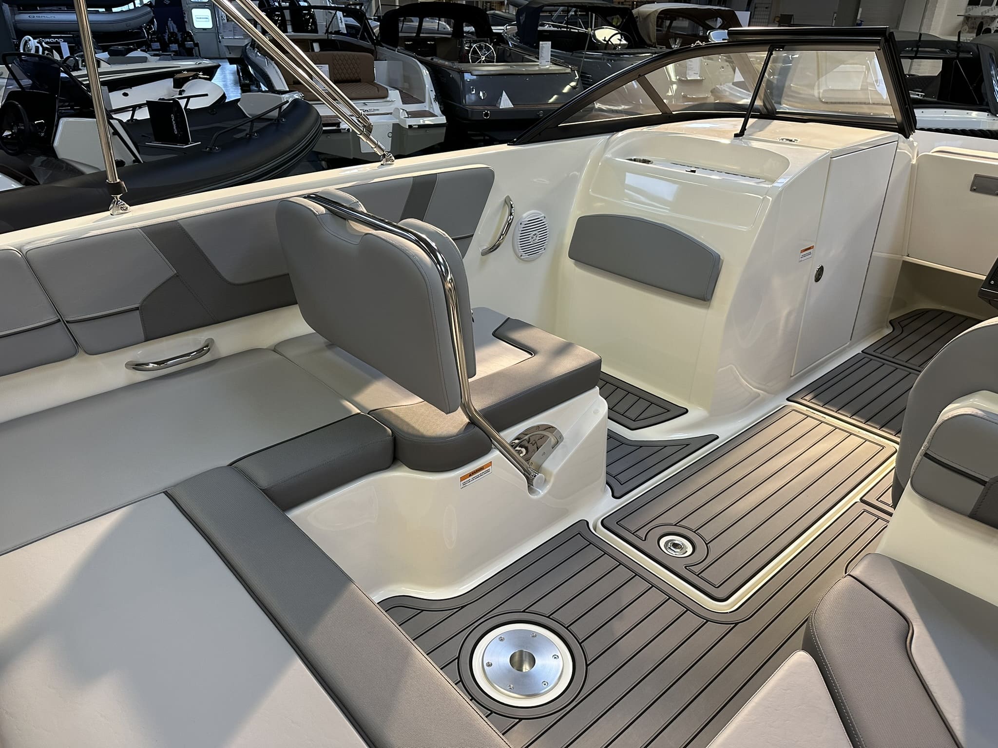 Bayliner VR6 Bowrider