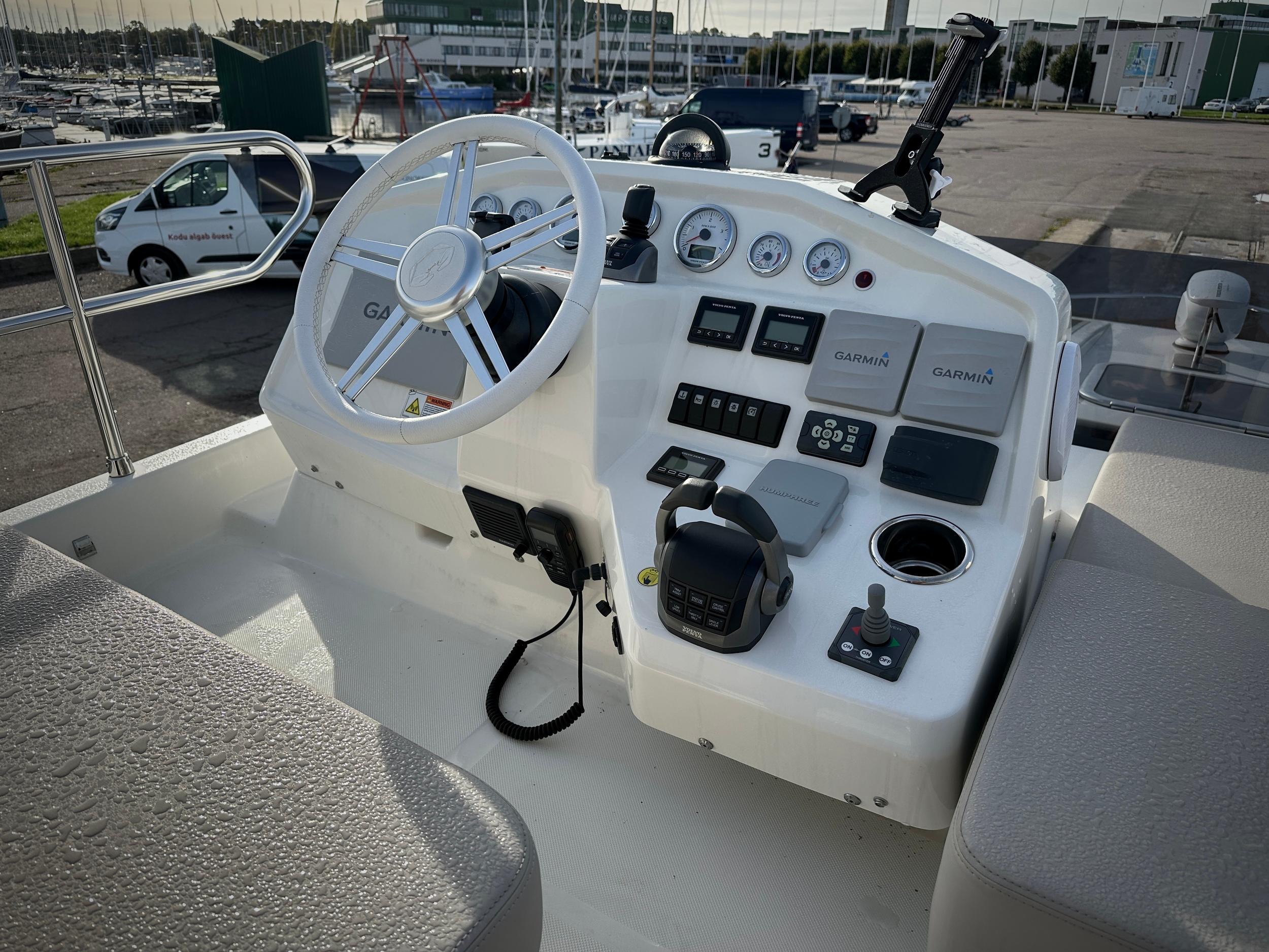 Cranchi T43 Eco Trawler Long Distance