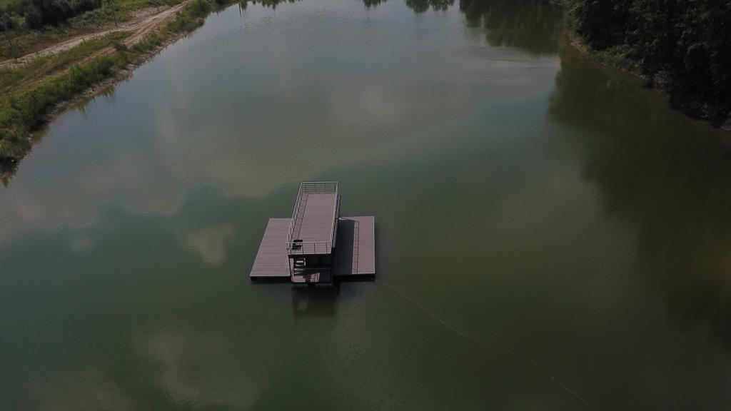 Shogun Mobile Houseboat