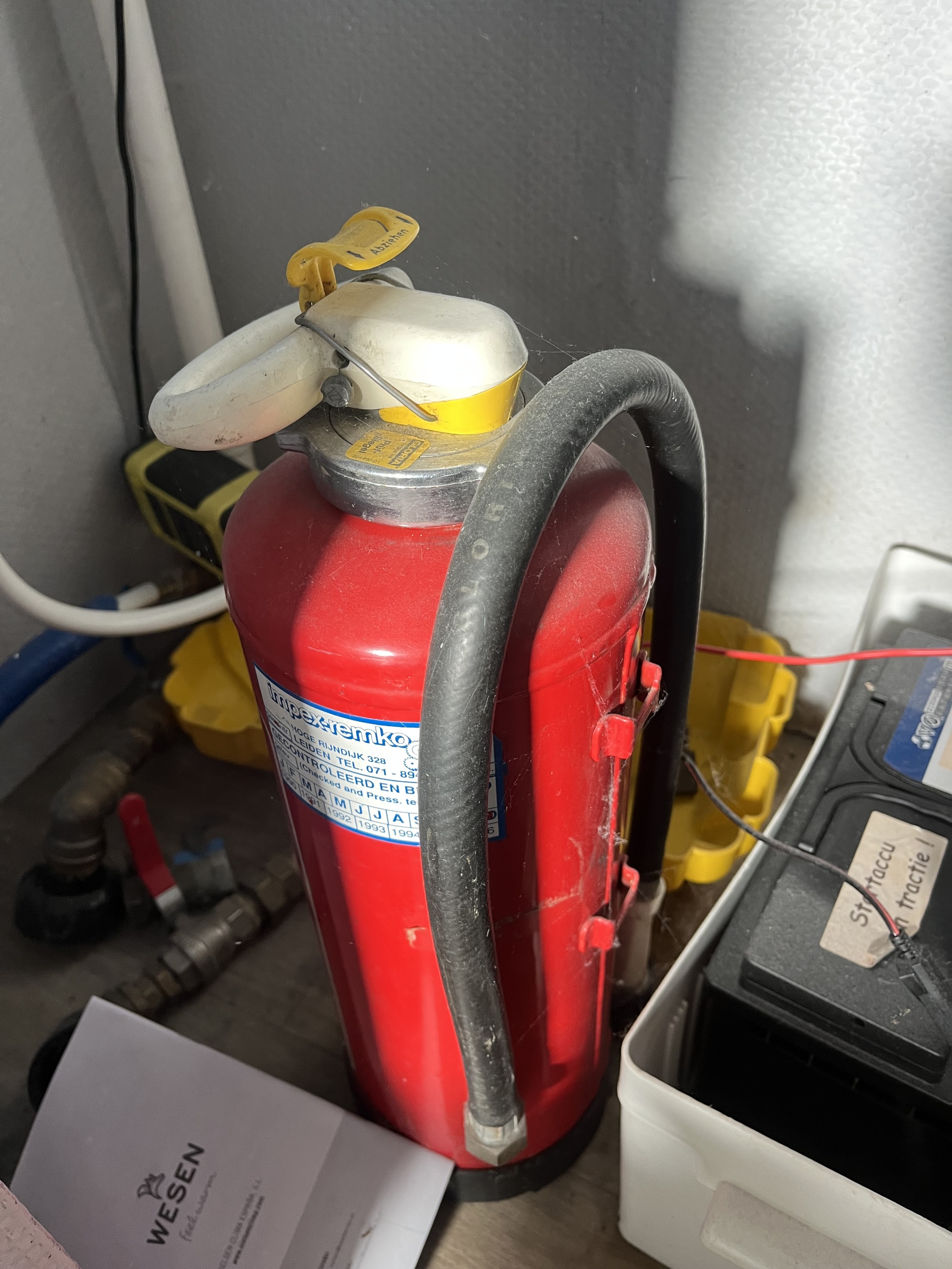 La Mare Apartboat (houseboat)