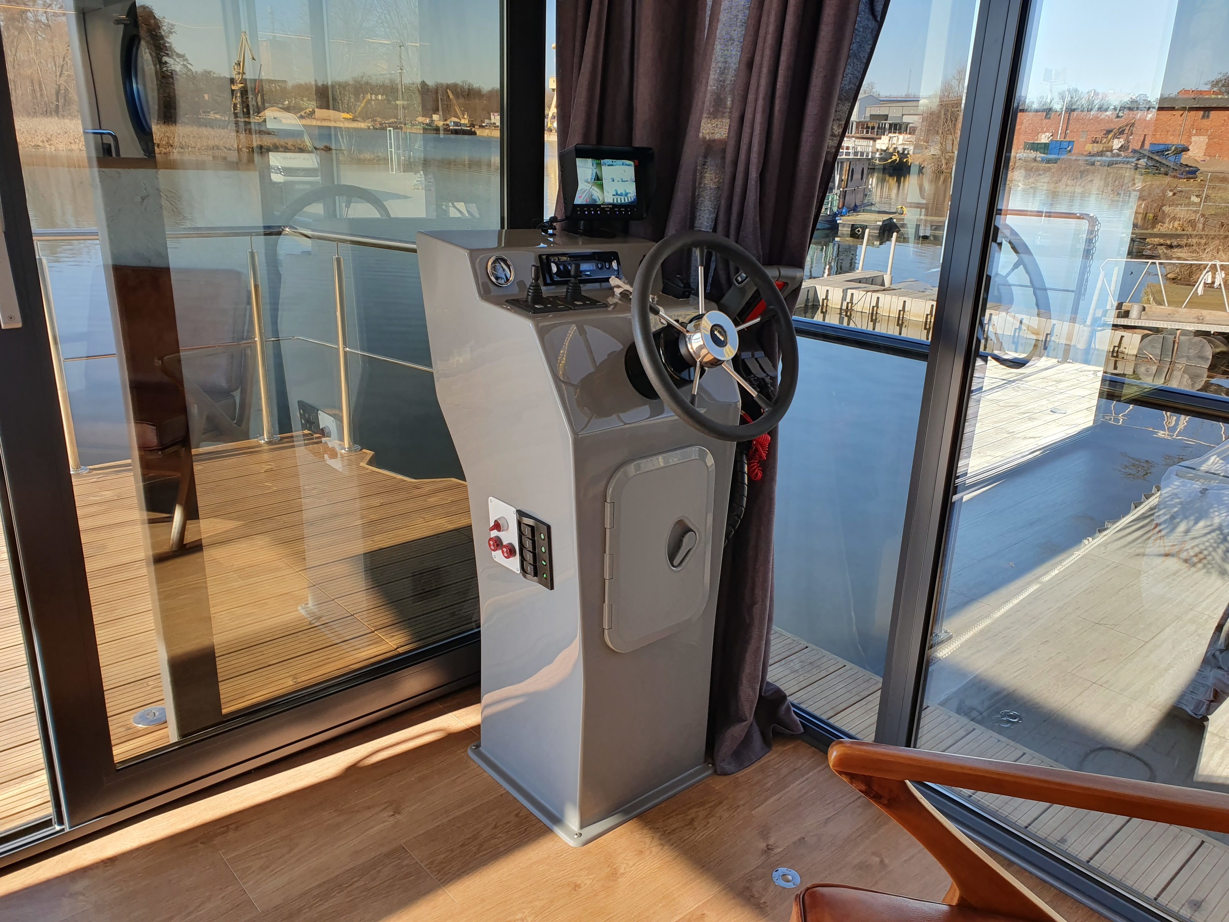 La Mare Houseboat Apartboat XXL - NEW