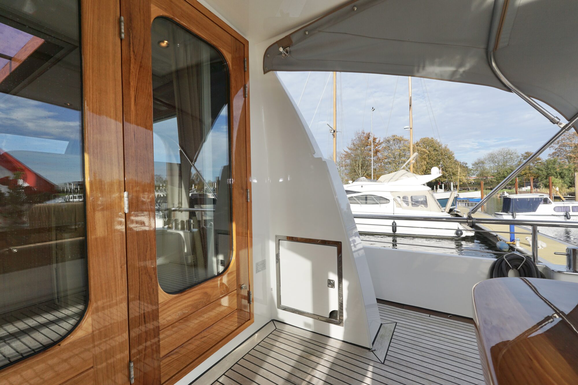 Van den Hoven Exclusive 18.00 VS