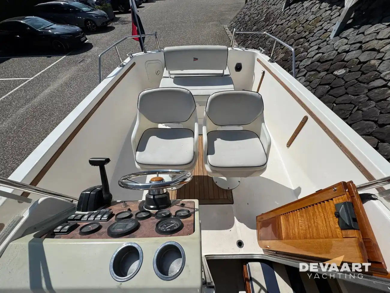 Nimbus Nova 22