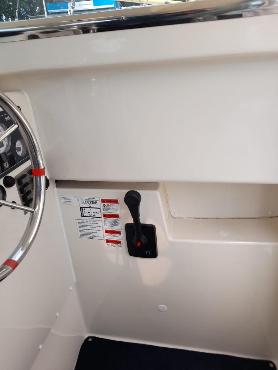 Blue Star Retro Cabin 22 Fisherboat