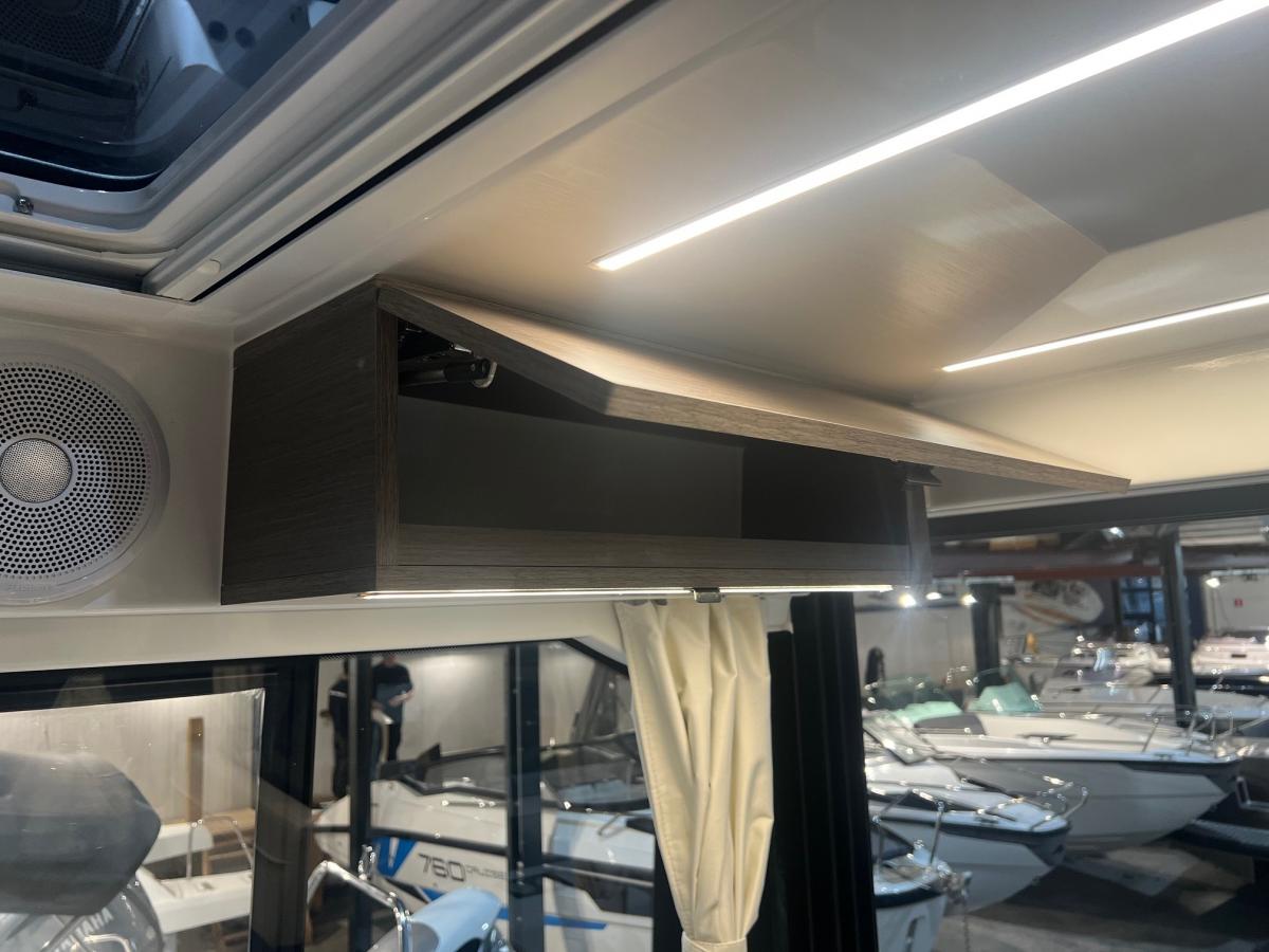Jeanneau Merry Fisher 895 serie 2. Dit schip is aanwezig op de Yamaha stand van hiswa te water 2026.