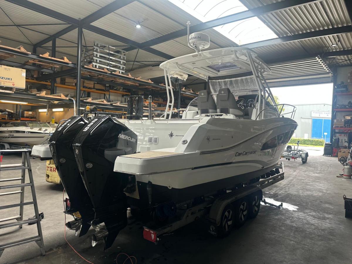 Jeanneau Cap Camarat 9.0 Walk Around with Hard-Top and airconditioning