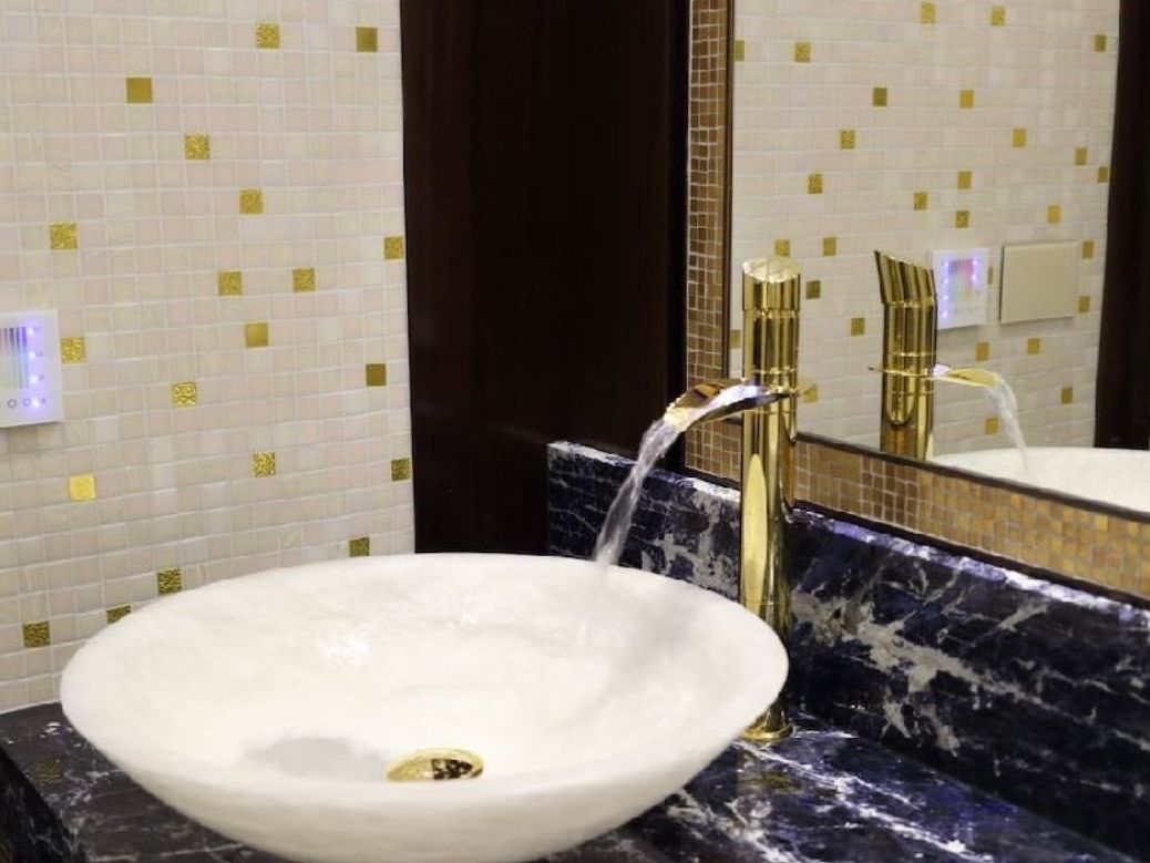 MonteCarlo Yacht 86 Flybridge