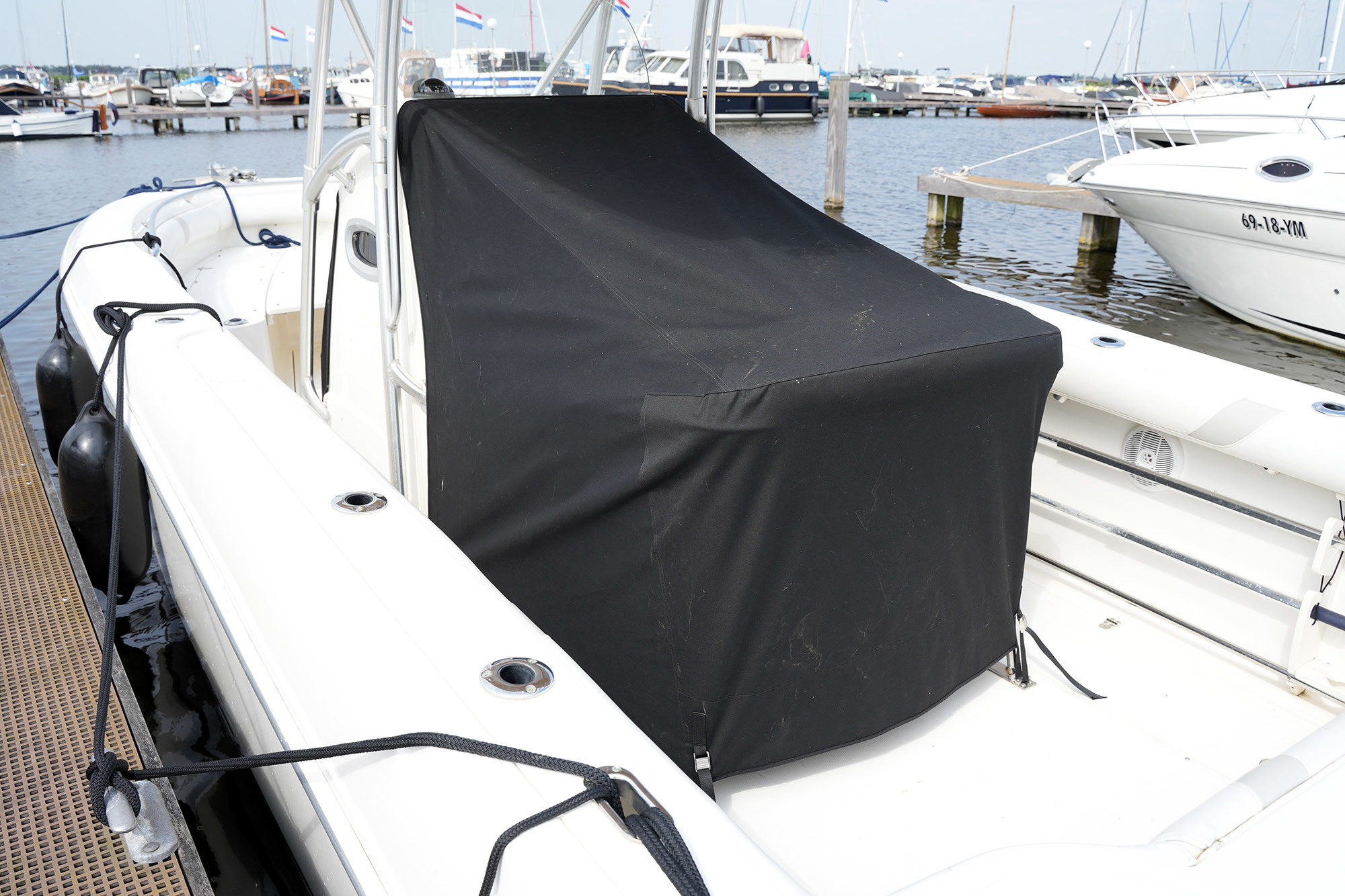 Boston Whaler 270 Outrage