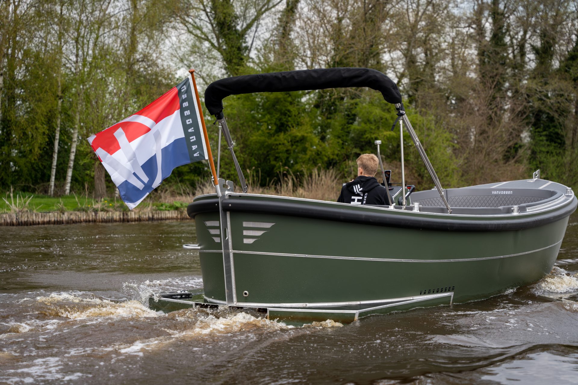 Van Vossen VanVossen Sloep 700