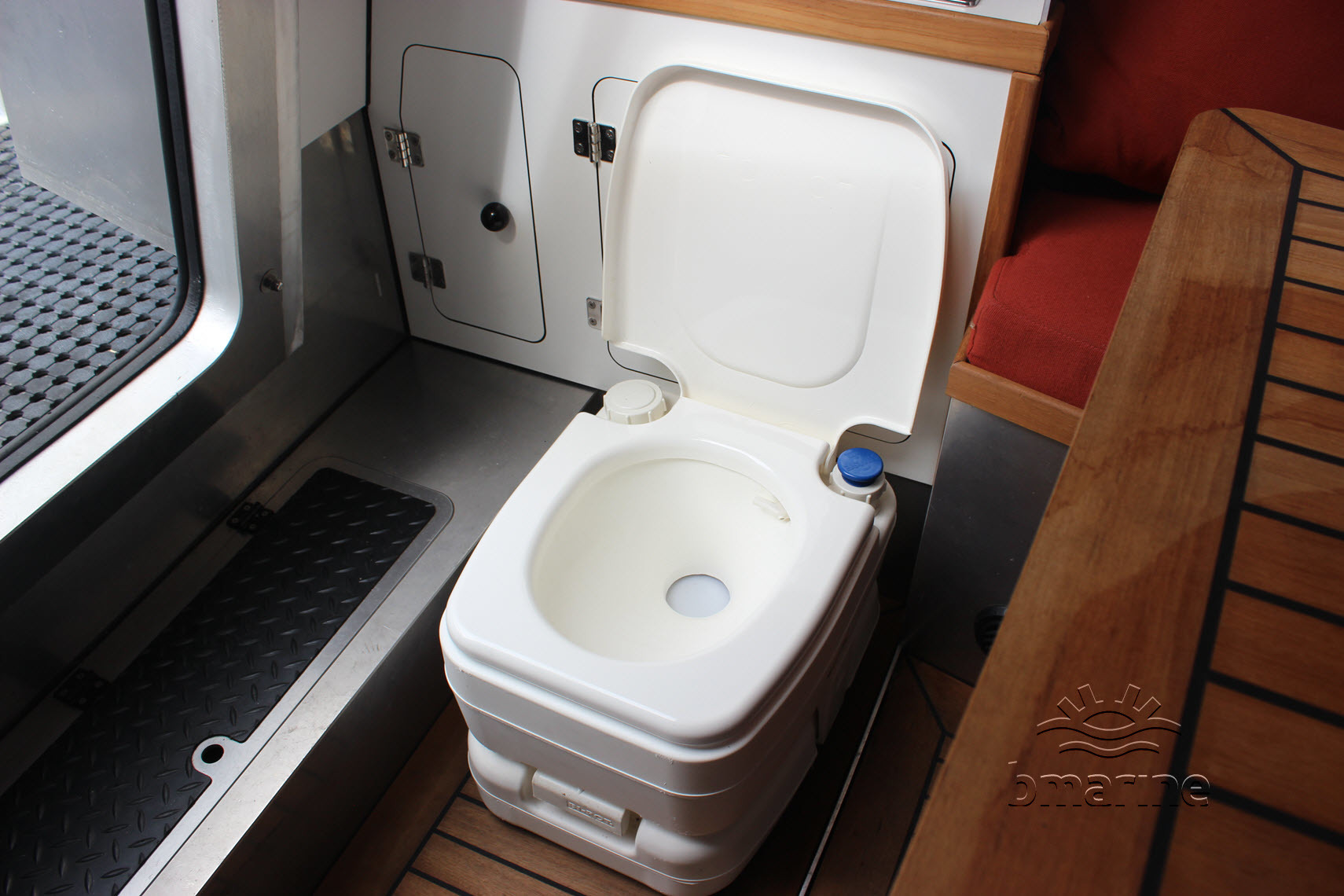 Isabella Yachts ST850