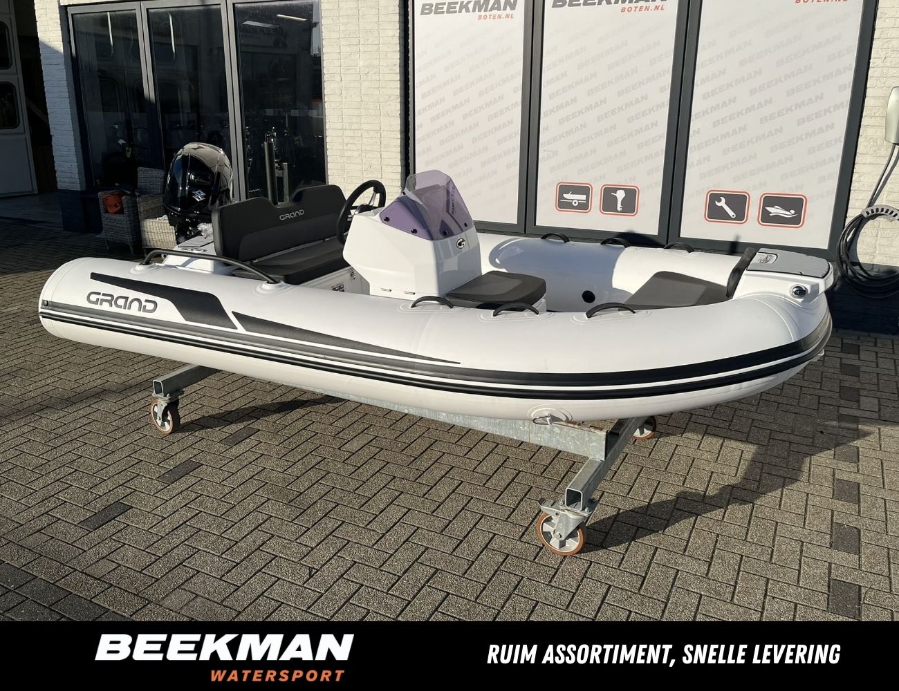 Grand Golden Line 380 de Luxe hoofdfoto: 1