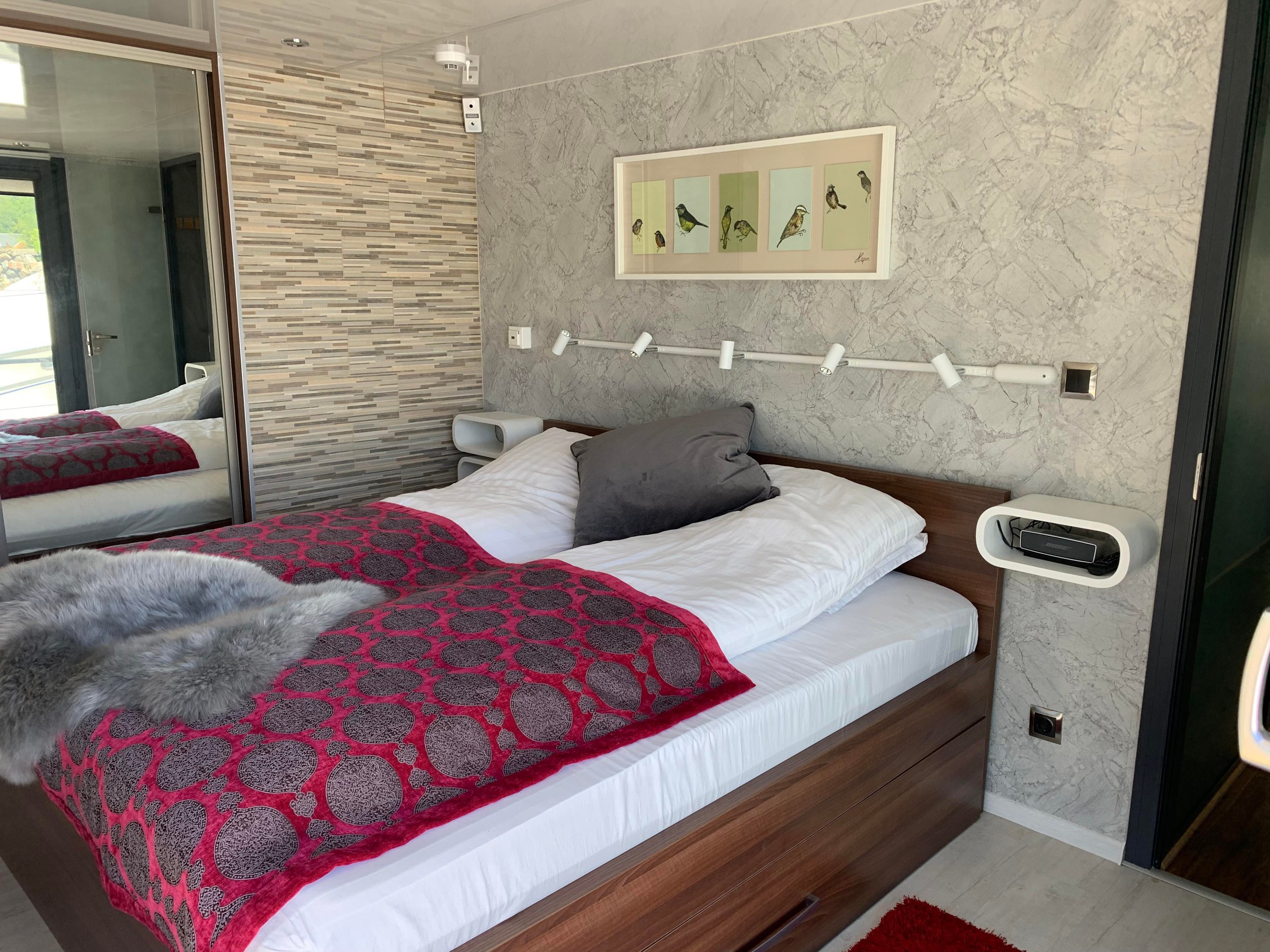 Waterbus Optima Houseboat
