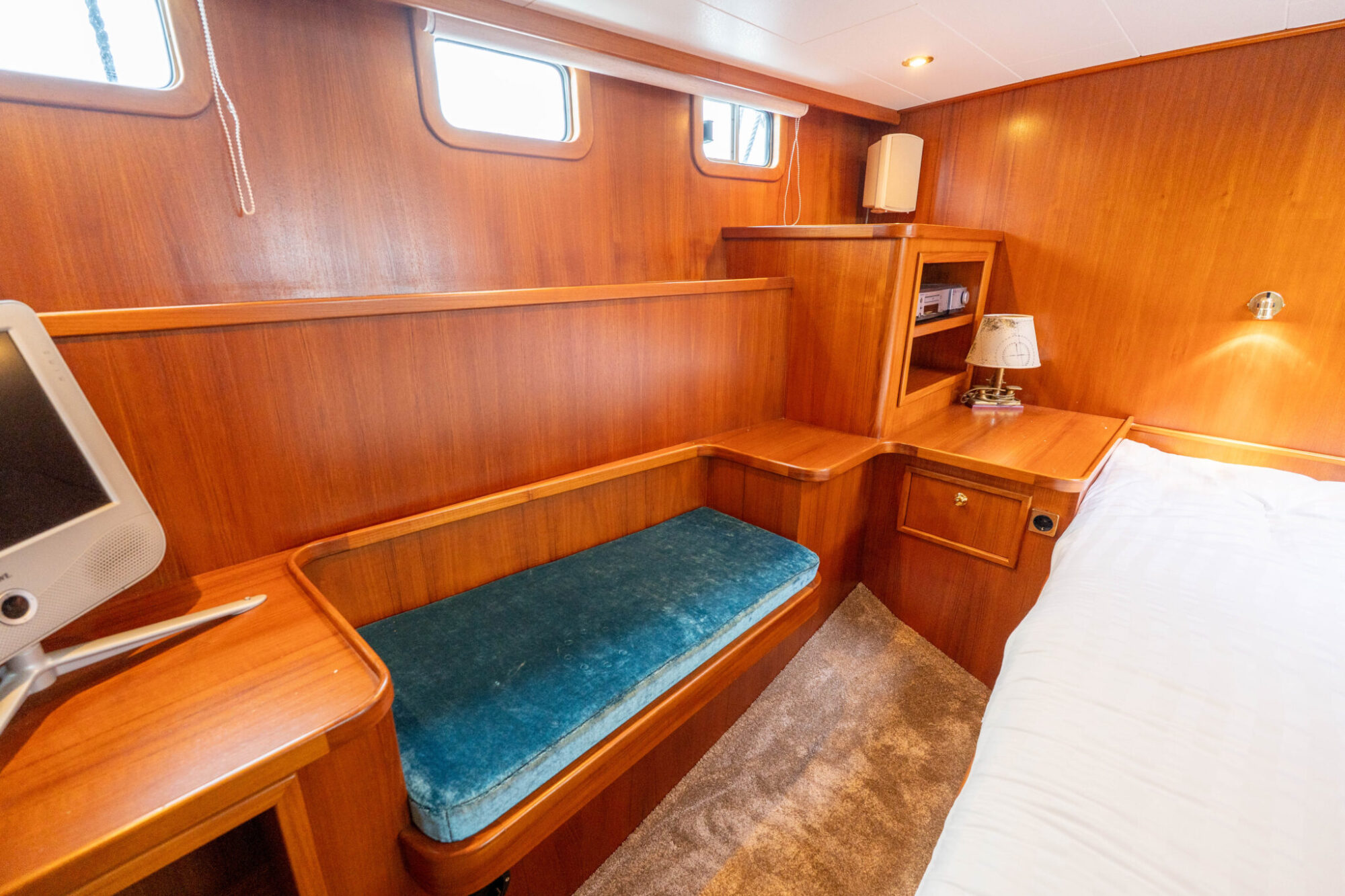 Pieter Beeldsnijder Spiegelkotter 15.00 VS