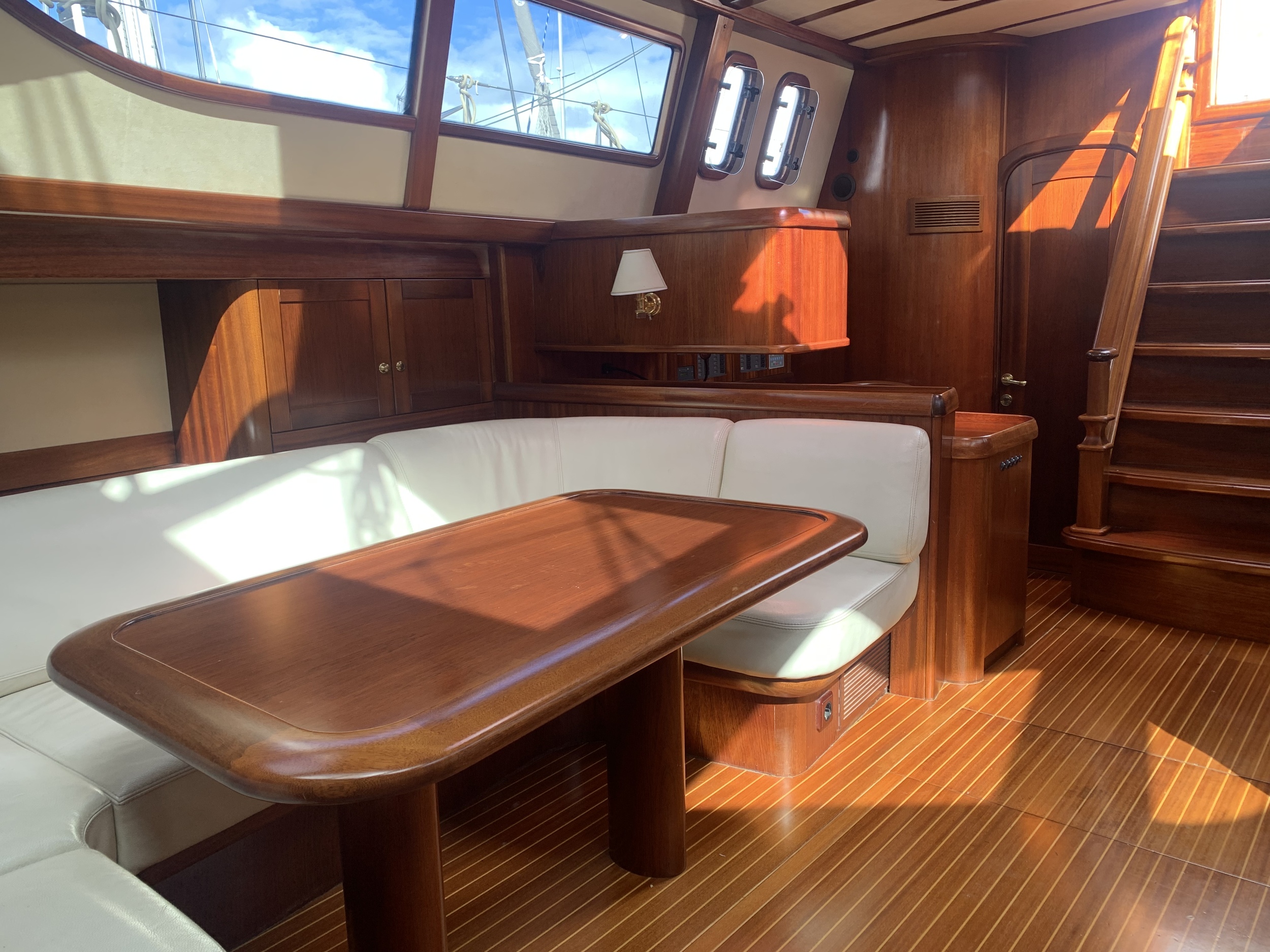 Lagoon Royal Classic 66