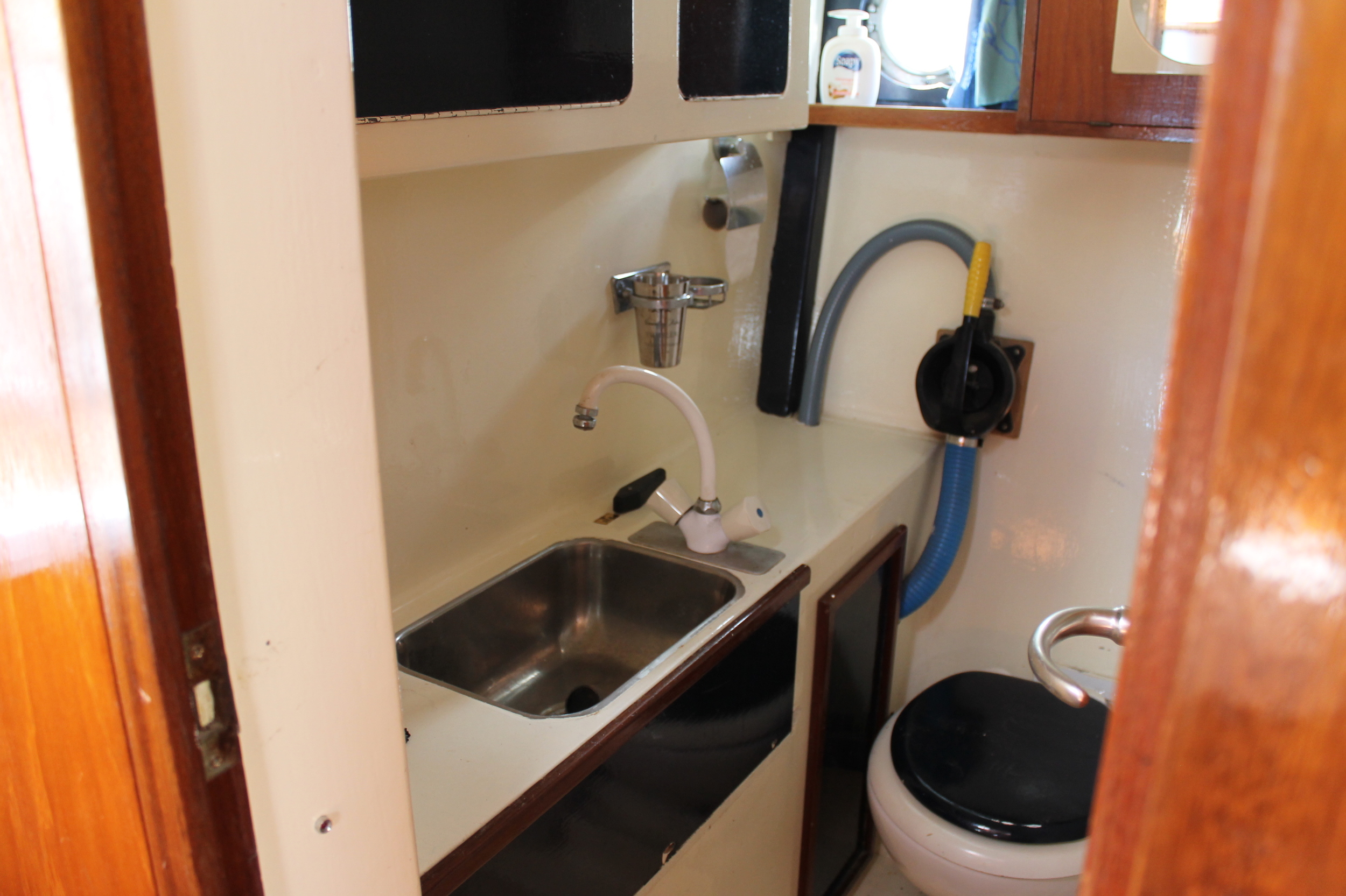 Pieter Beeldsnijder Gouwzee 3A