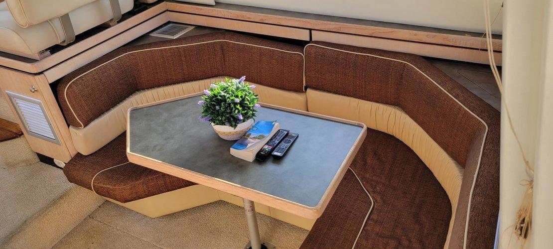 Bayliner 3258 Avanti