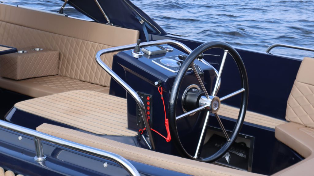 Primeur 610, 615, 620, 625, 710, 715, 700, 700 lounge, 850 cabin