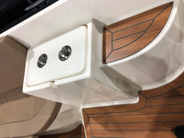 Primeur 715 tender DE GROOTSTE SLOEPENSHOWROOM VAN NEDERLAND